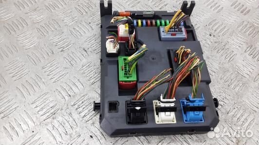 Блок комфорта citroen C3 2 (5LV14M301)