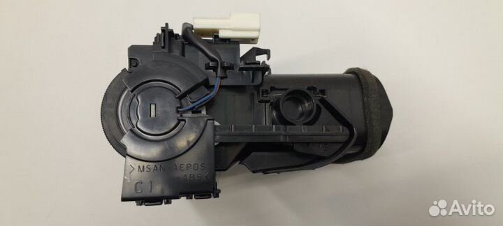 Дефлектор воздушный центральный левый Lexus Lx570