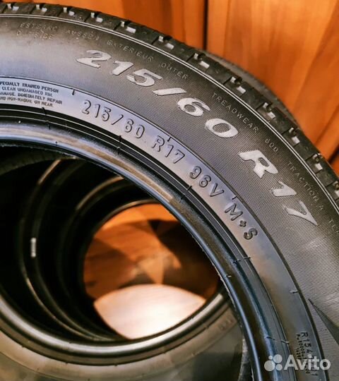 Pirelli Scorpion All Season SF2 215/60 R17 96V