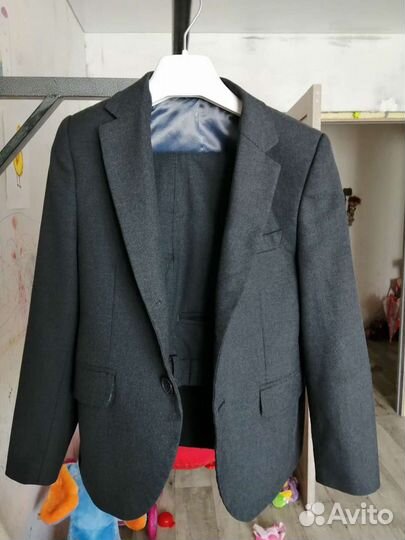 Школьный костюм