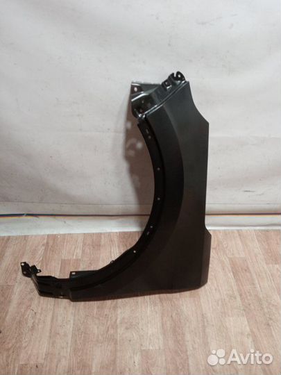 Крыло левое переднее левое Ford Explorer 5