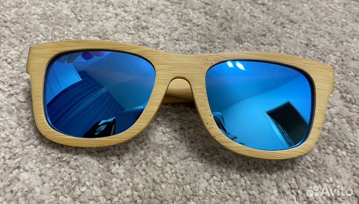 Очки солнцезащитные