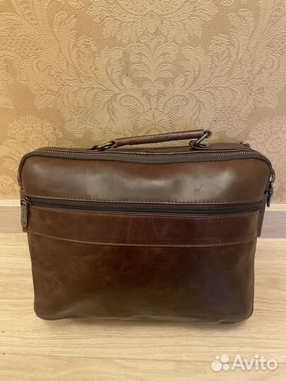 Мужской кожаный портфель коричневый