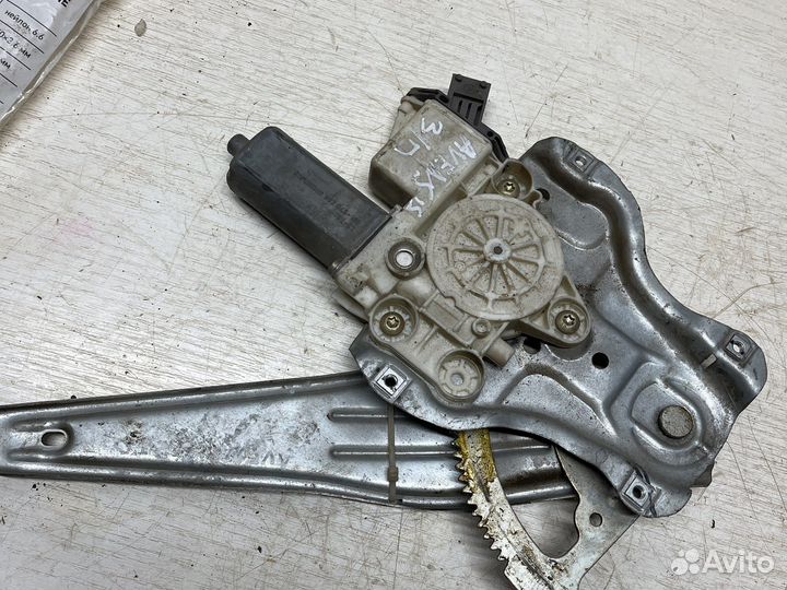 Стеклоподъемник задний правый левый Avensis t250