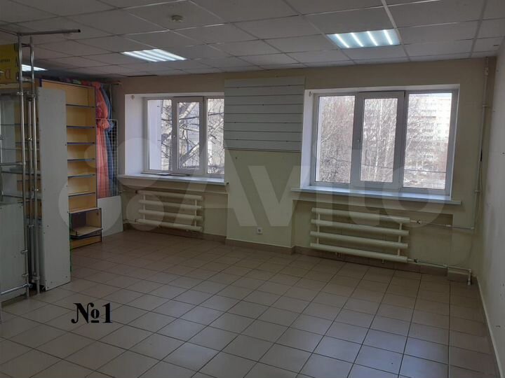 Торговые помещения на 1,2 этажах, ост.Космонавтов