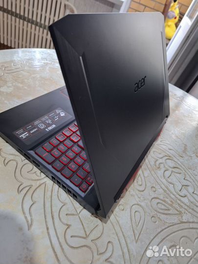 Acer Nitro Ryzen 5/Ram16gb/SSD512/1650ti