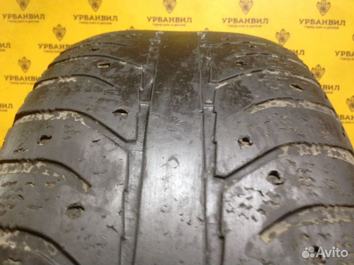 Bridgestone Ice Cruiser 7000 205/55 R16 91T