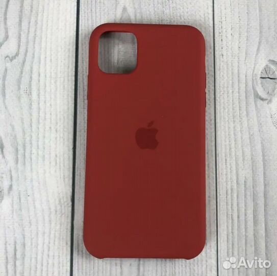 Чехол на iPhone 11