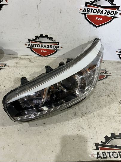 Фара левая Kia Ceed JD 2014