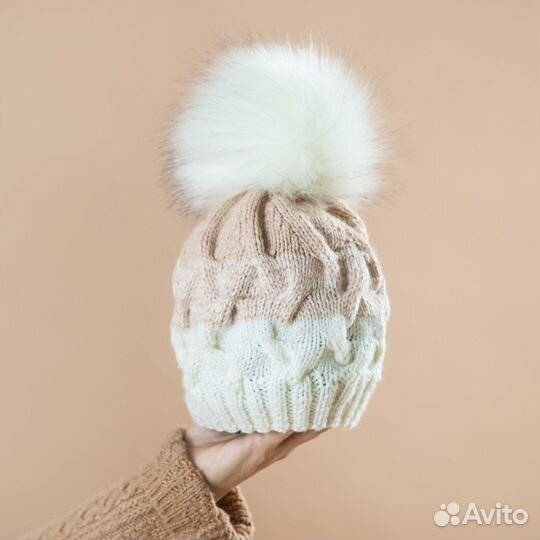 Продаются вязаные шапки для детей и взрослых