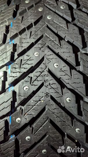 Nokian Tyres Hakkapeliitta 10p SUV 255/50 R20 109T