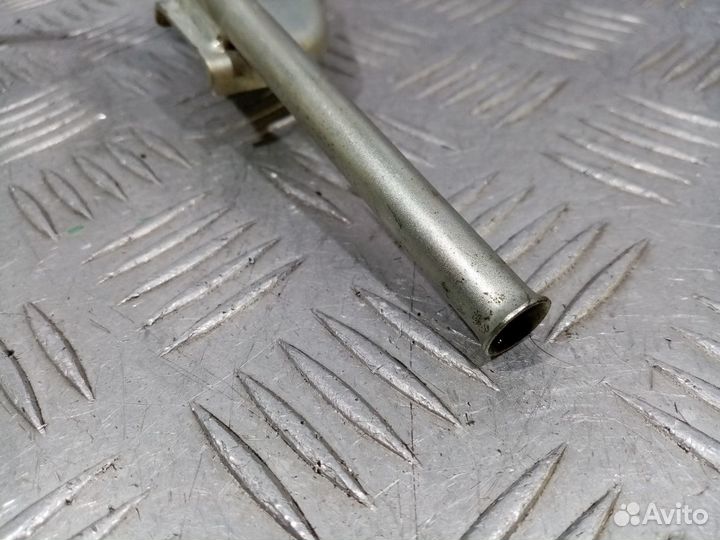 Б/У Направляющая щупа Toyota#002