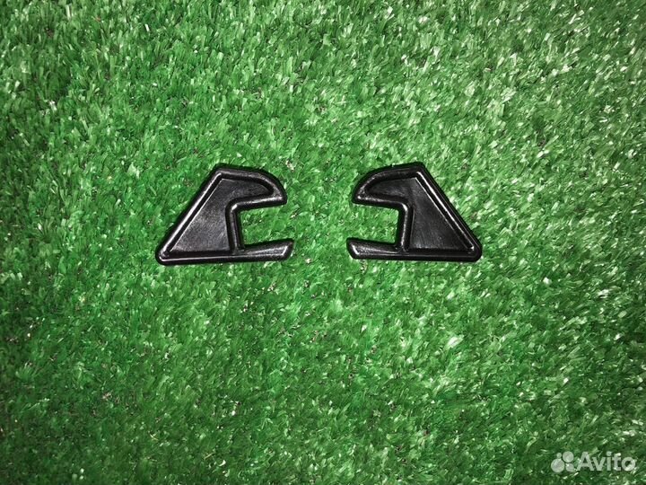 Заглушка на стрингер