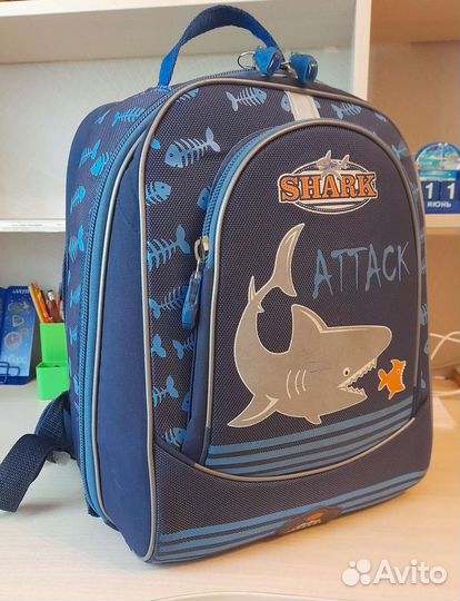 Рюкзак школьный