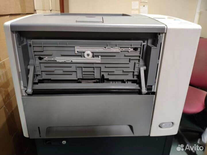 Принтер HP LaserJet