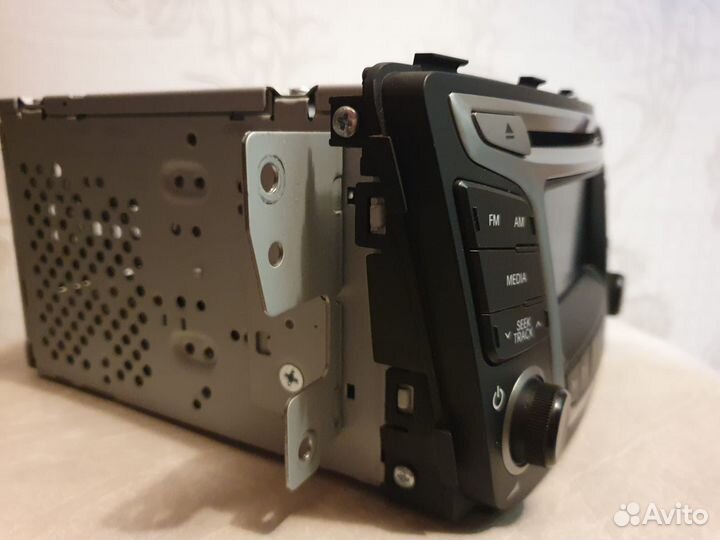 Штатная магнитола на hyundai solaris 1