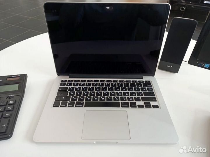 Macbook pro 13 retina 2015 8/128