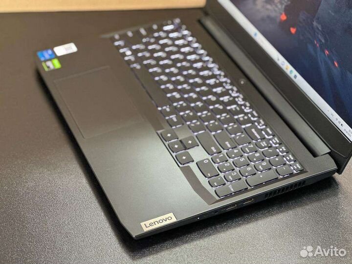 Игровой ноут нов i5-11300h/GTX-1650/озу8