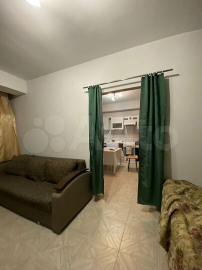 2-к. квартира, 42 м², 3/5 эт.