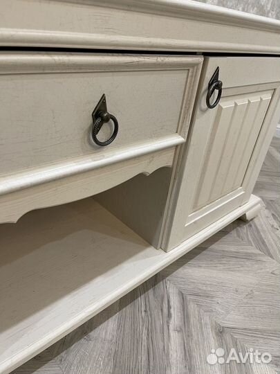 Тумба под тв