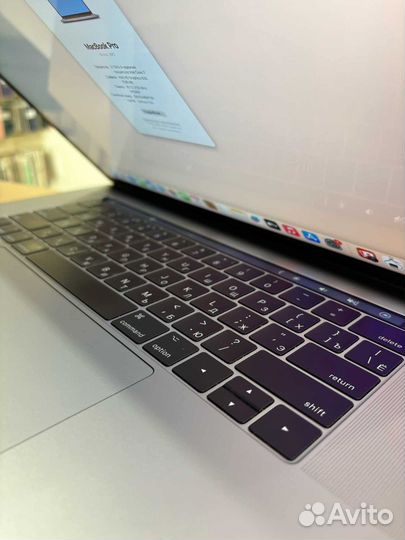 Apple MacBook Pro 15 - 2017, , Intel Core i7, Spac