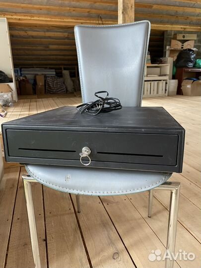 Торговое оборудование б/у