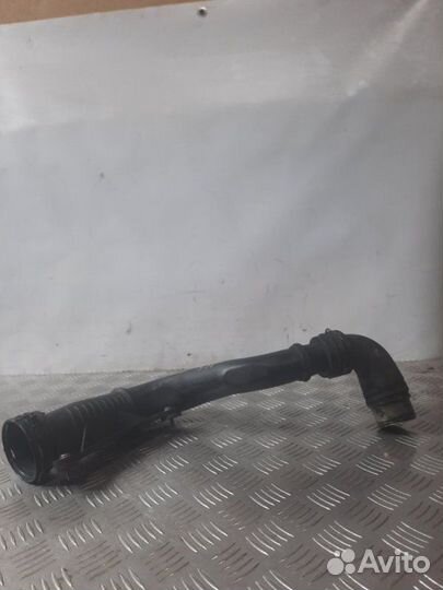 Патрубок интеркулера Volkswagen Jetta 2.0 BKD 2008