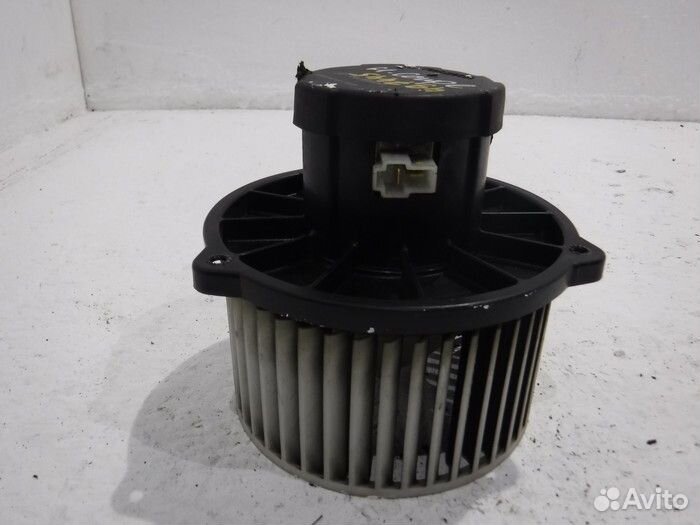 Моторчик печки Hyundai Tiburon 1