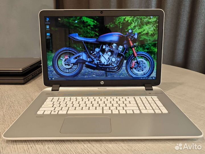 Hp pavilion 17