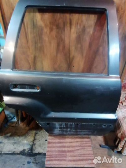 Автомобильные двери