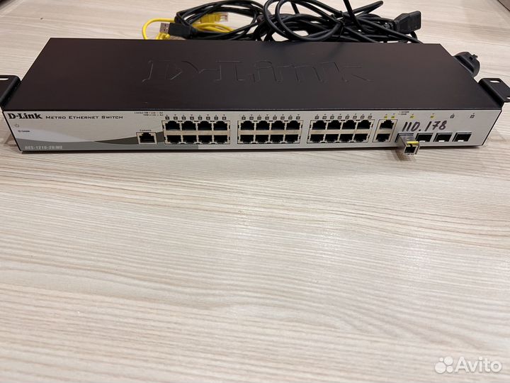 Коммутатор D-Link DES-1210-28/ME