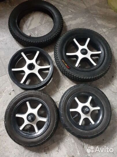 Покрышка с камерой R12