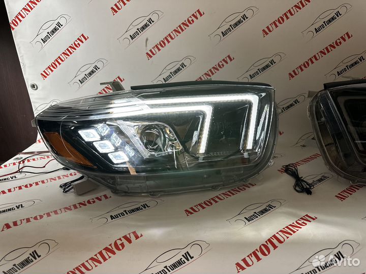 Фары на Toyota Highlander (2008-2010 год)
