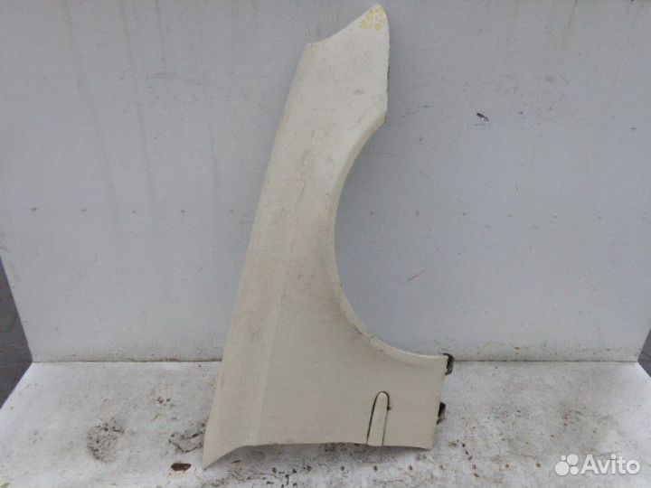 Крыло переднее правое Mercedes E W211