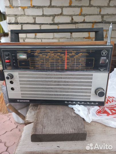 Транзисторный приемник СССР
