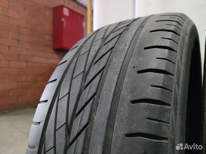 Goodyear Excellence 235/55 R17 99V