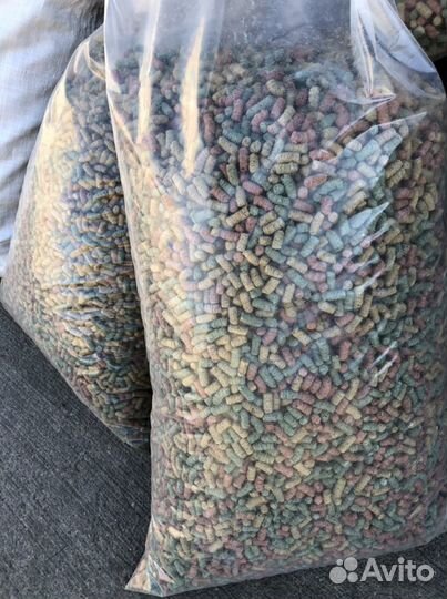 Корм для всех видов прудовых рыб,карпов Кои