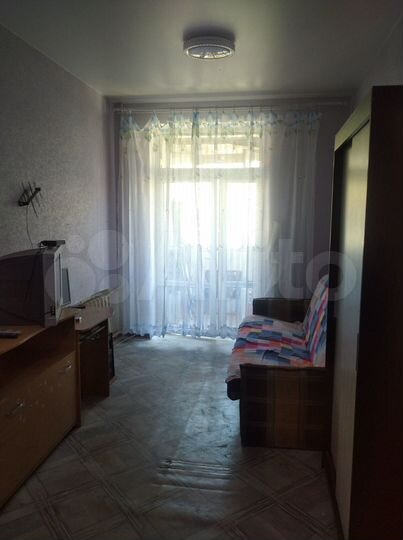 Комната 16 м² в 6-к., 3/3 эт.