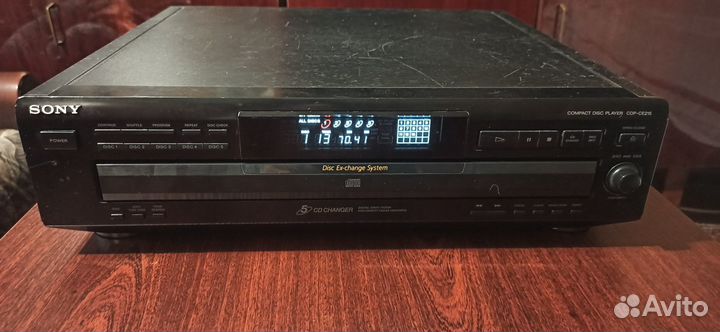 Sony CDP-CE215 5CD Changer