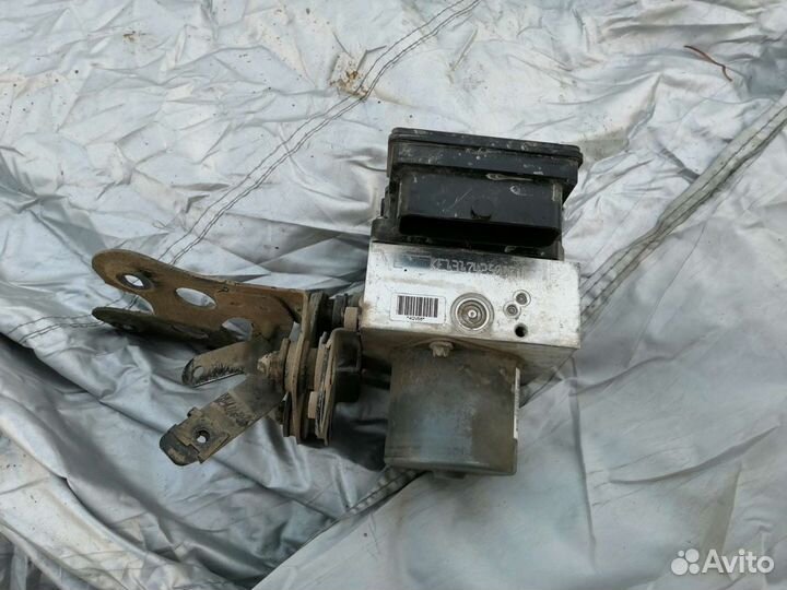 Блок ABS Volkswagen passat b7 2012г