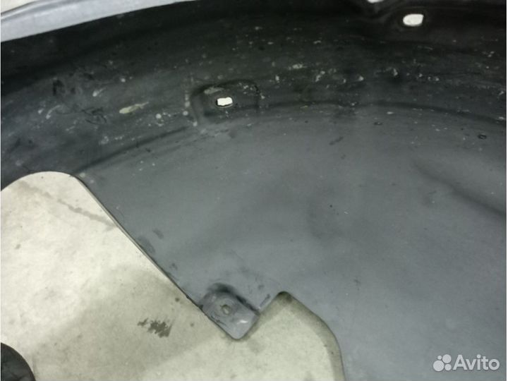 Защита передняя правая citroen C4(B7)