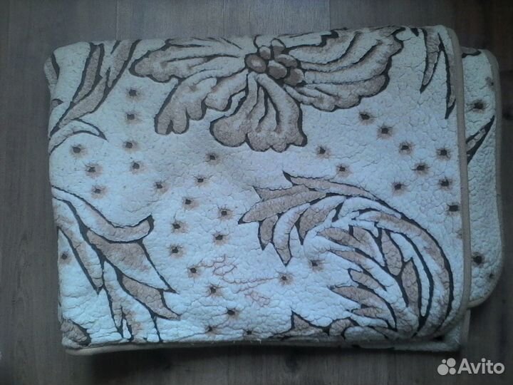 Покрывало 200х140см