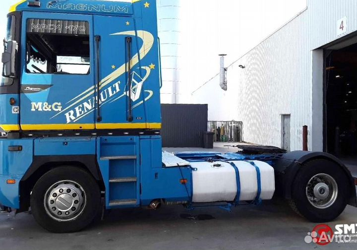 В разборке грузовик Renault,Magnum III 2001-2008