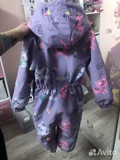 Комбинезон демисезонный 98 + шапка + варежки