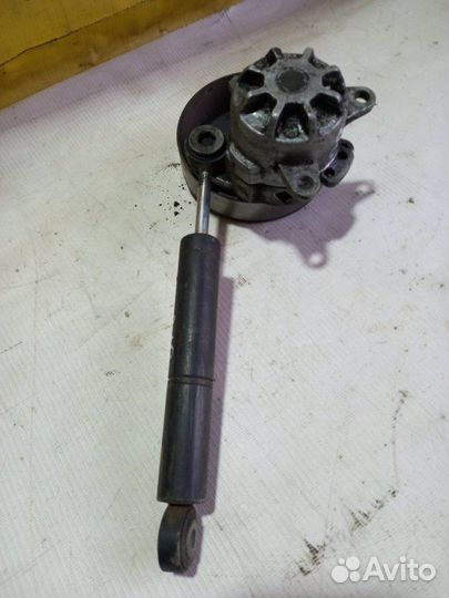 Натяжитель Мерседес-Бенс E-Класс W 210 2.0 бензин