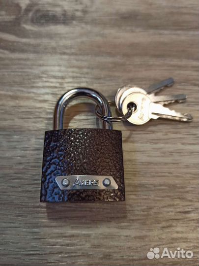 Замок навесной