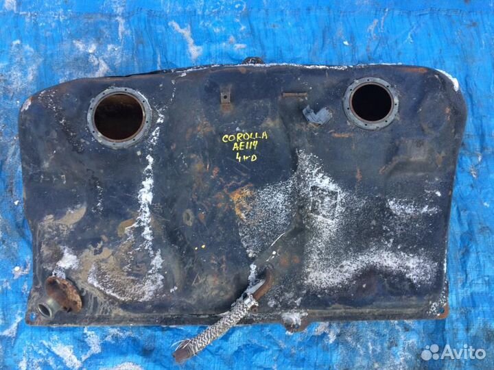 Бензобак toyota corolla AE114