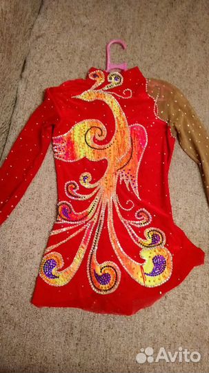 Продаю купальник для художественной гимнастики