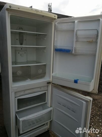 Холодильник самсунг бу отличное состояние 3 ящик