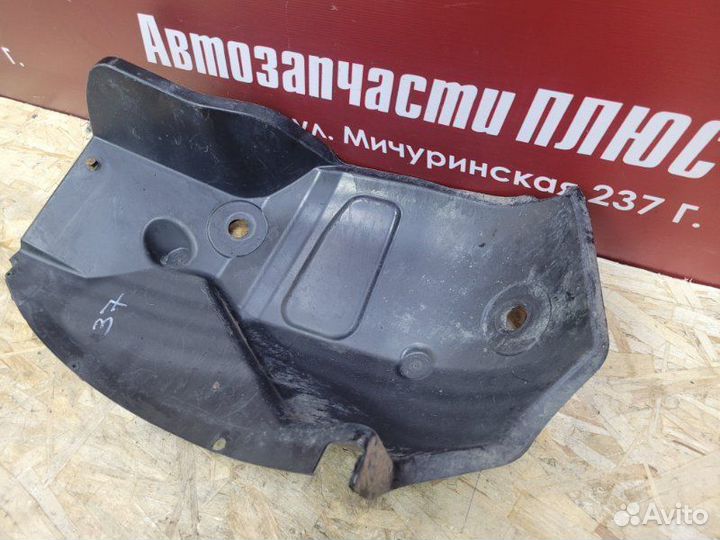 Подкрылок задний левый Renault Logan